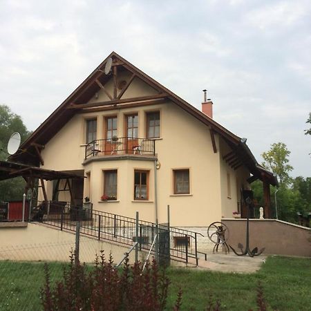 Cosy Rooms On The Lake Near Budapest And The Airport Isaszeg Bagian luar foto