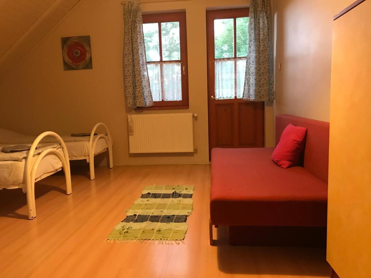 Cosy Rooms On The Lake Near Budapest And The Airport Isaszeg Bagian luar foto